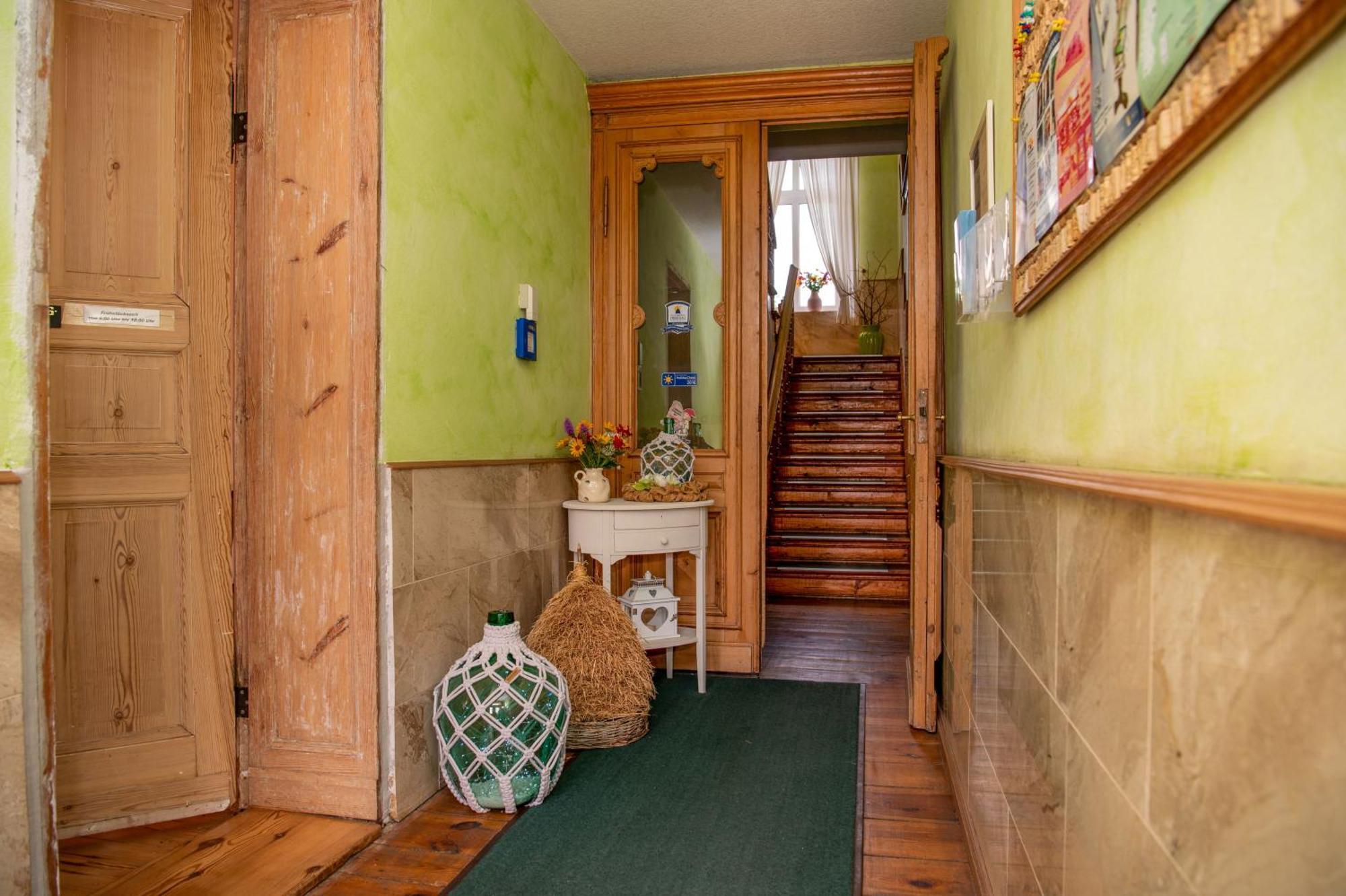 ホテル Pension Am Stadtgraben リュベナウ エクステリア 写真