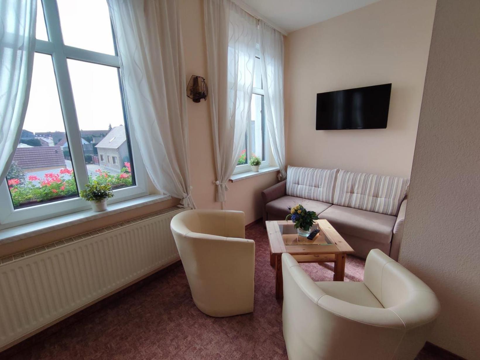 ホテル Pension Am Stadtgraben リュベナウ エクステリア 写真
