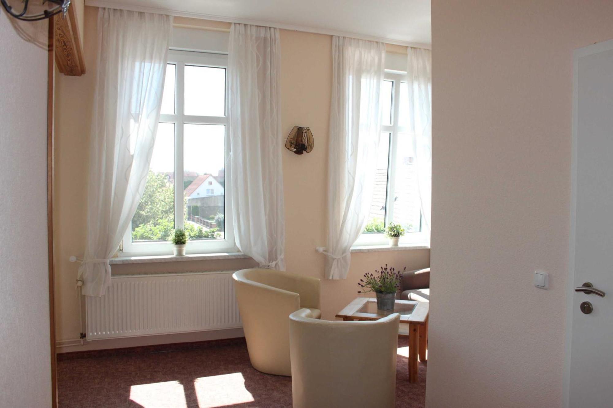ホテル Pension Am Stadtgraben リュベナウ エクステリア 写真
